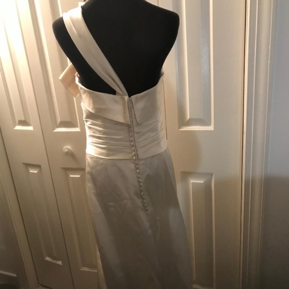 Bridal - Picture 3 of 4